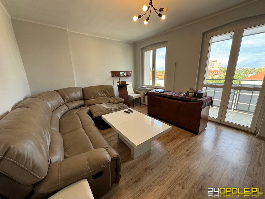 3 pokojowe 70 m2 w Centrum z balkonem