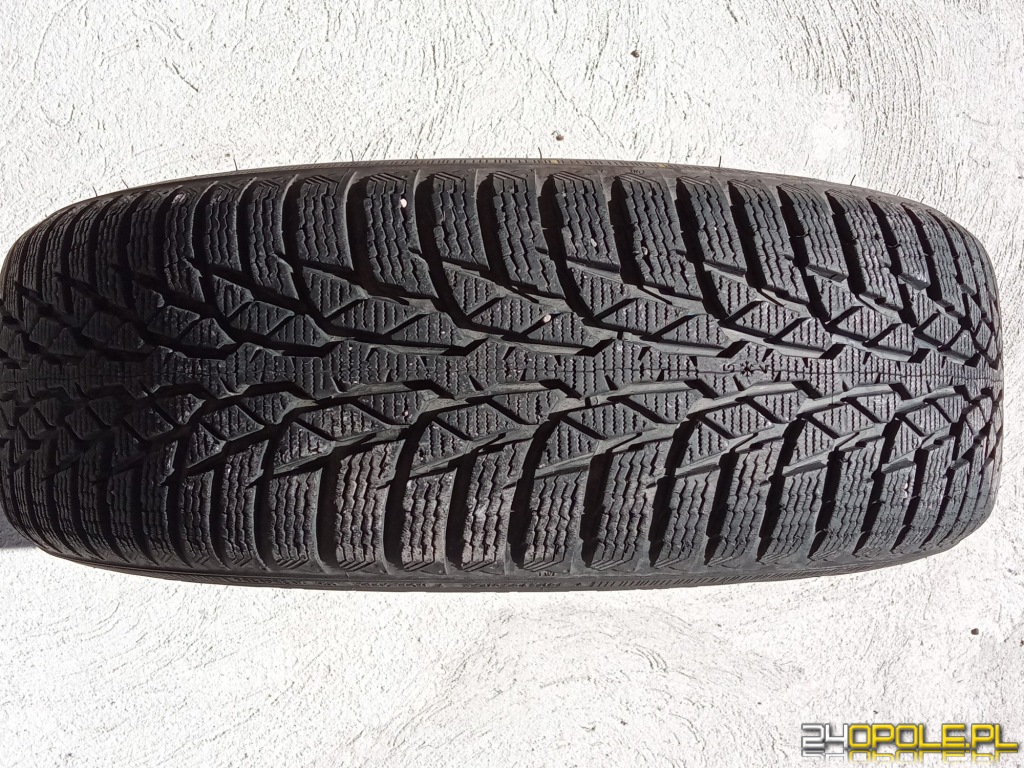 Do sprzedania 4 opony zimowe NOKIAN WR D4 195/65 R15