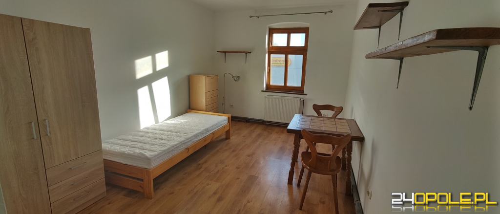 Pokój jednoosobowy dla mężczyzny, Opole- kowalczyków 40a