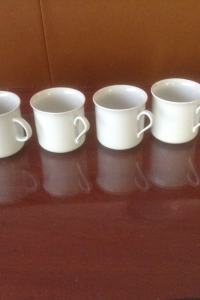Zestaw 6 szt porcelanowych filiżanek do espresso.