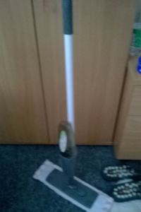 Nowy mop płaski z nakładką