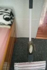 mop płaski ze spryskiwaczem