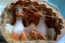 ozdobne jajka do zawieszenia