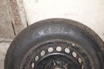 4 opony Goodyear 15' zimowe + 4 felgi stalowe BMW
