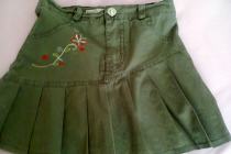 spódniczka 104-110 cm.