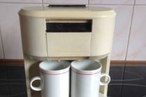 PHILIPS -mały ekspres przelewowy do kawy/herbaty na 2 filiżanki.