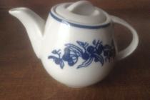 Czajniczek/imbryk porcelanowy sygnowany LUBIANA.