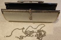 Mała torebka wieczorowa kopertówka