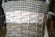 podręczny koszyczek z uchwytami