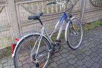 Aluminiowy rower  trekingowy ,  koła 28 .