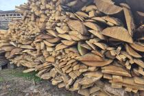 Drewno Zrzynki tartaczne/Deski Kantówki itd