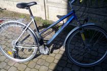 Aluminiowy rower  trekingowy ,  koła 28 .