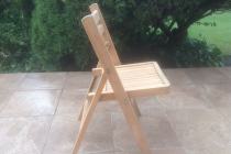 Dziecięce składane krzesełko drewniane z oparciem