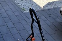 Stojak motocyklowy pod tylne koło