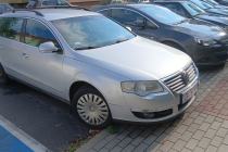 Sprzedam Passat B6 2.0 tdi 2006 