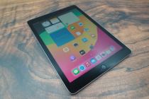Apple iPad 6 I 6 GEN I 6th Gen A1893 WiFi 9,7" 2 GB / 32 