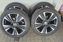 Komplet Kol do Lexusa 225/50 R18 95V Bridgeston
