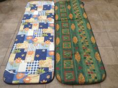  2  Poduchy na fotele lub leżaki ogrodowe wielopozycyjne z podnóżkiem.