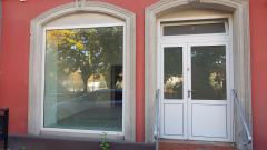 Wynajmę lokal użytkowy w Głuchołazach, ul Powstańców Śląskich, 42m2 .