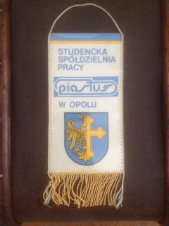 Proporczyk z lat 70/80z logo- Studencka Spółdzielnia Pracy PIASTUŚ Opolu.