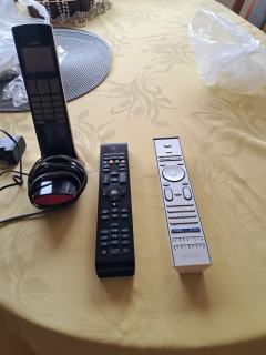 dwa piloty do telewizora.+telefon stacjonarny