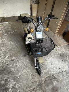 Skuter elektryczny 