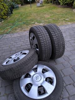 Zimowe koła 175/65-15 stalowe 4x100 Yaris TOYOTA +kołpaki +nakrętki