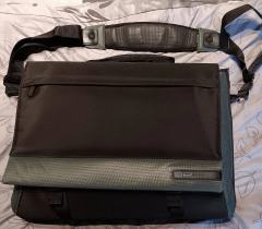 Torba na notebooka Belkin z mikrofibry