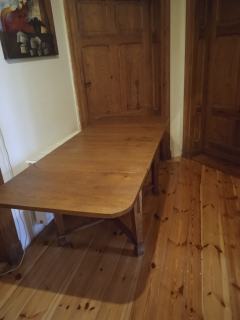 Stół dębowy z 1923 r.