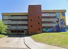 Garaż sosnkowskiego 8