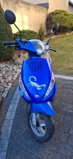 Skuter  Piaggio zip 50 4t