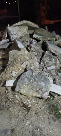 Gruz , bloczki betonowe