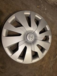 Toyota oryginalne kołpaki 15 cali 