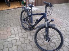 Aluminiowy rower  trekingowy ,  koła 26 .