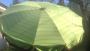 Parasol ogrodowy z uchylną czaszą o średnicy 320cm.